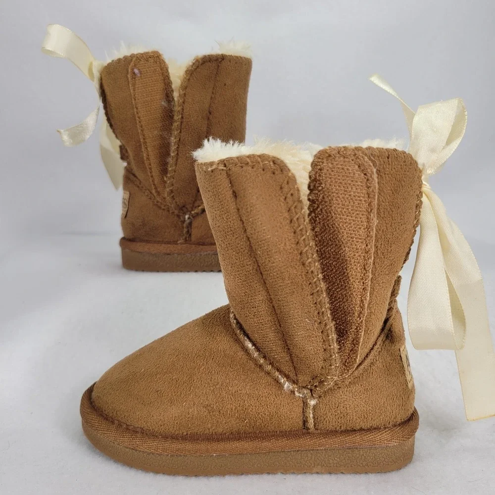 APRES Boots Toddlers 7C Brown Lamo Chestnut Shearling Snowboot Lace Bow Winter